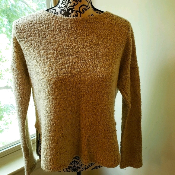 Forever 21 Sweaters - Forever 21 Fuzzy Loose Fit Sweater